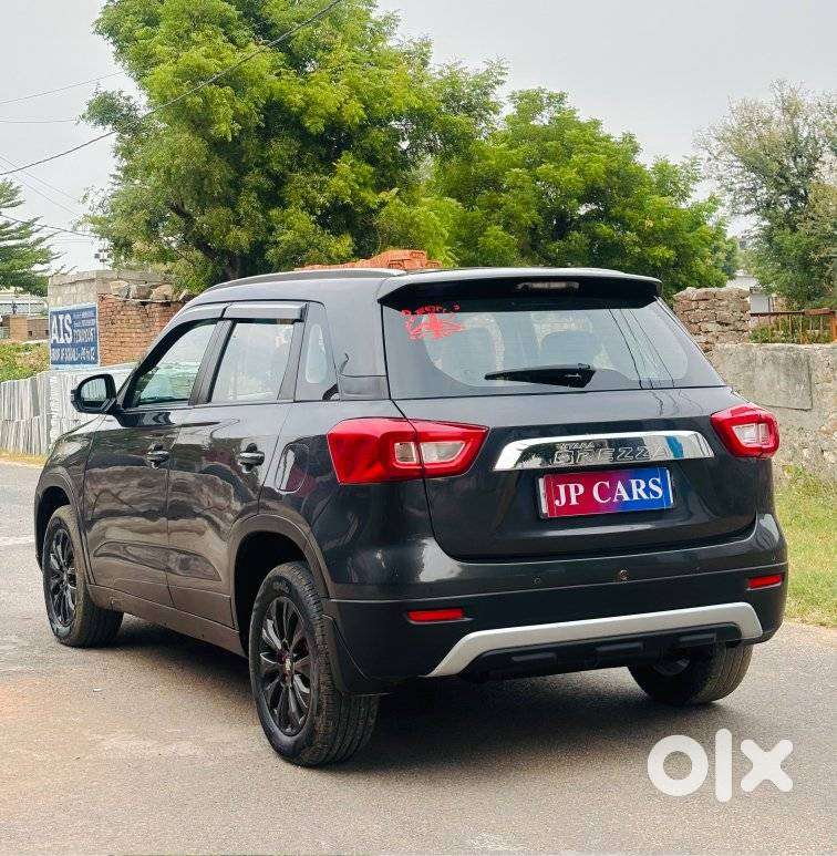 Maruti Suzuki Brezza Zxi Plus Smart Hybrid, 2022, Petrol