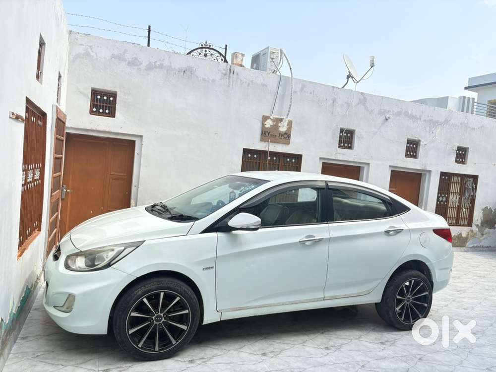 Hyundai Fluidic Verna 2014