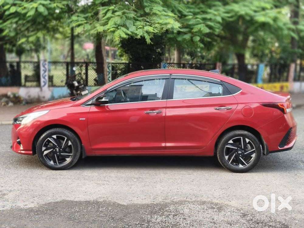 Hyundai Verna Sx(o) Petrol At, 2022, Petrol