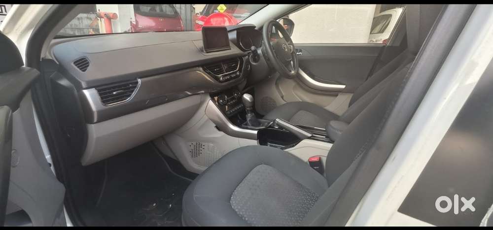 Tata Nexon 1.2 Revotron Xz Plus, 2017, Petrol