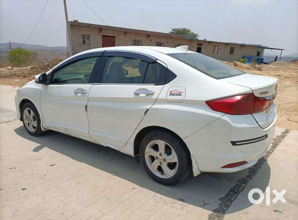 Honda Diesel 2015 Car