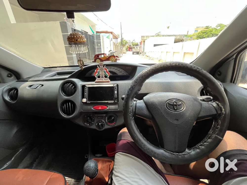 Toyota Etios Liva 2012