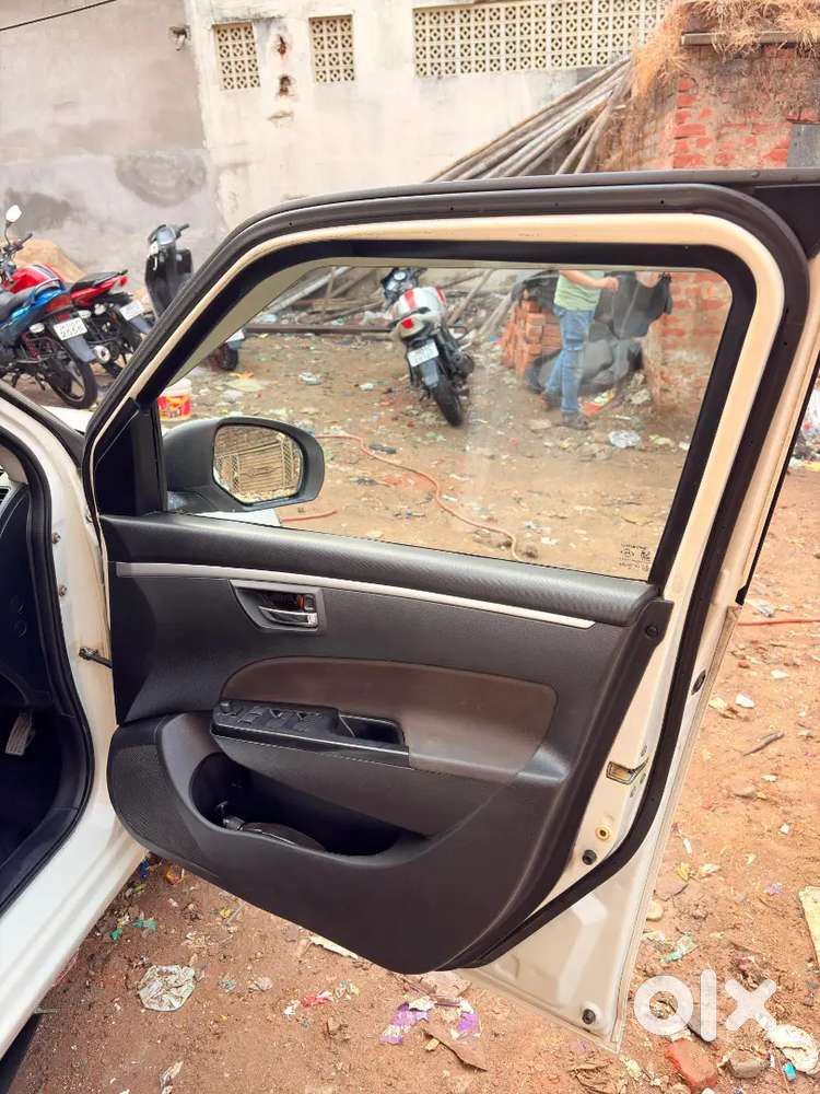 Maruti Suzuki Swift 2015 Petrol Well Maintained