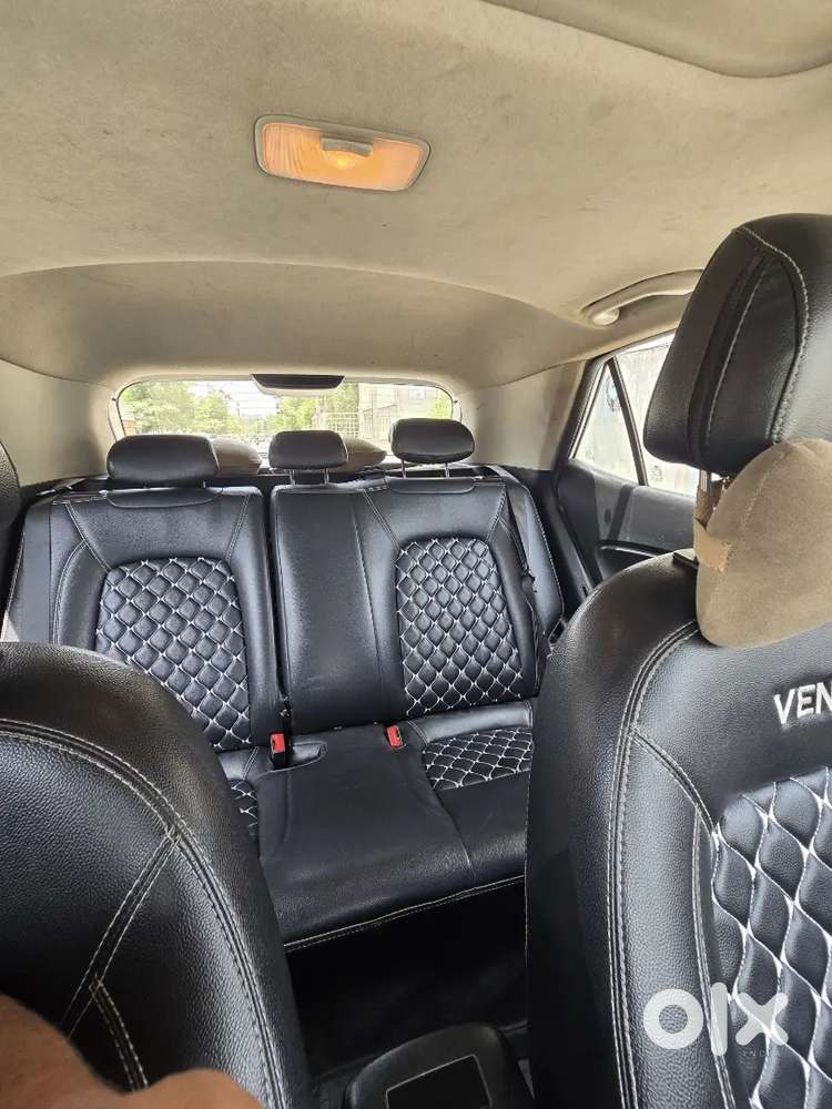 Hyundai Venue Petrol Sx Mt 2023 November
