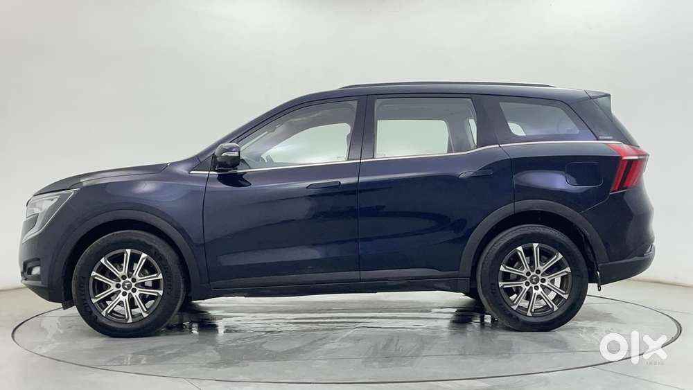 Mahindra Xuv700 2.0 Ax 7 Petrol At Str, 2022, Petrol