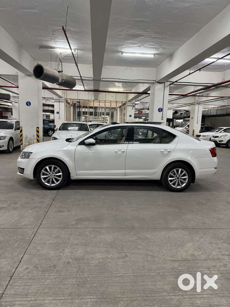 Skoda Octavia [2014-2017] 2.0 Style Tdi At, 2015, Diesel