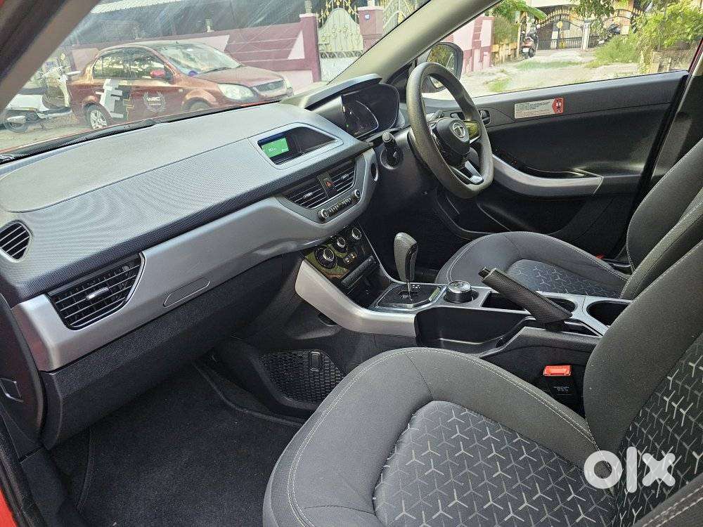 Tata Nexon 1.2 Revotron Xma Amt (s), 2022, Petrol
