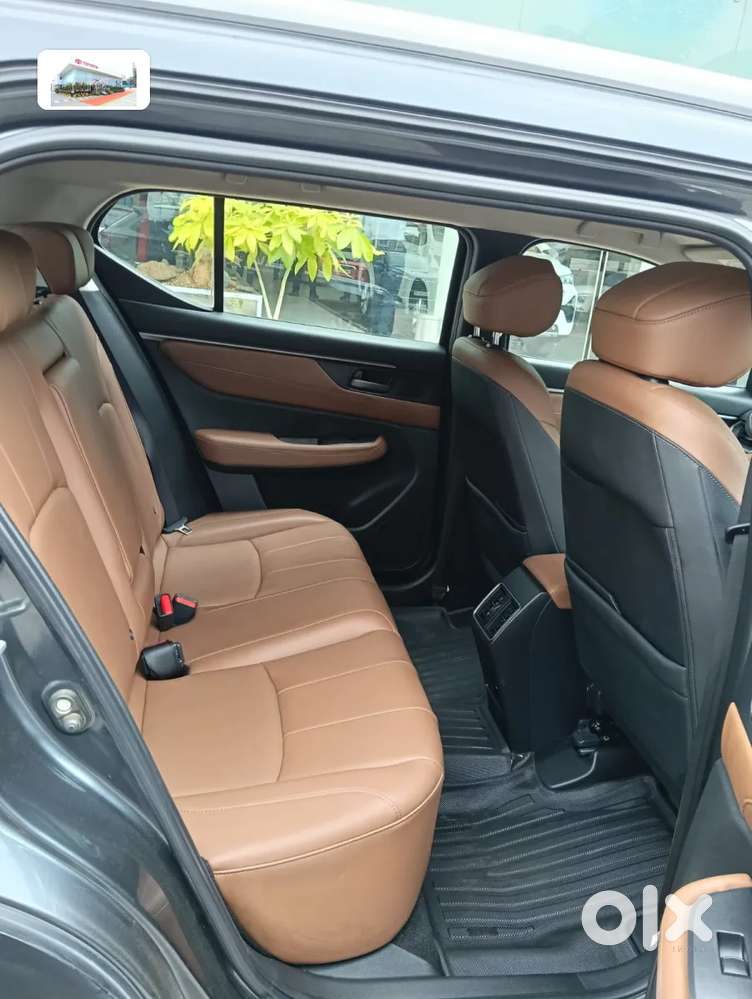 Honda Elevate Zx Cvt, 2023, Petrol