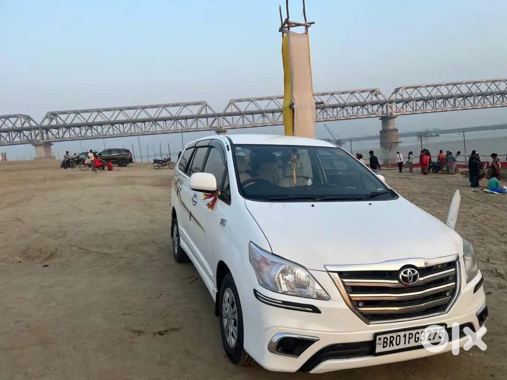 Toyota Innova 2016 Diesel 95000 Km Driven