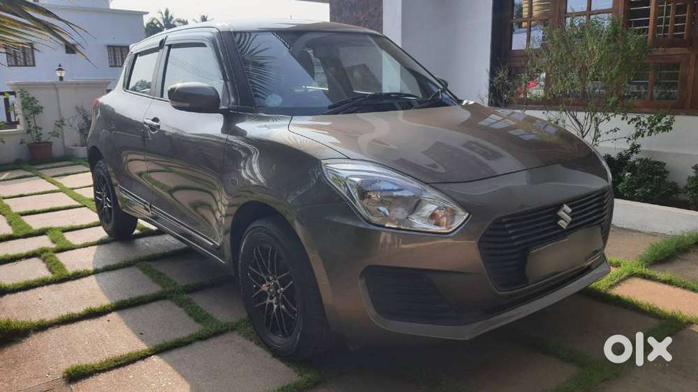 Maruti Suzuki Swift Vxi Optional, 2020, Petrol