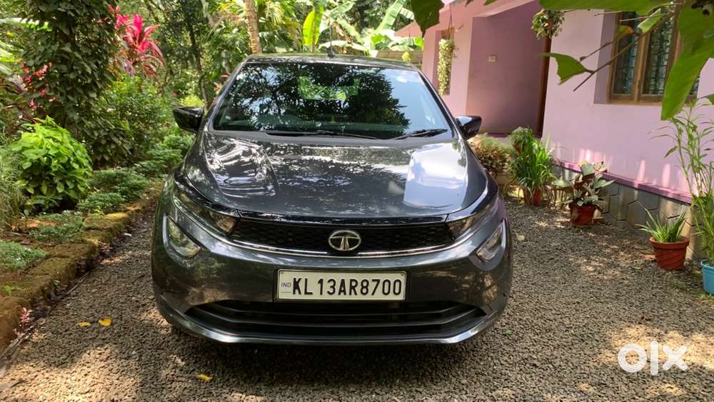 Altroz Xt 1.2na Grey- 2020   Petrol Manual