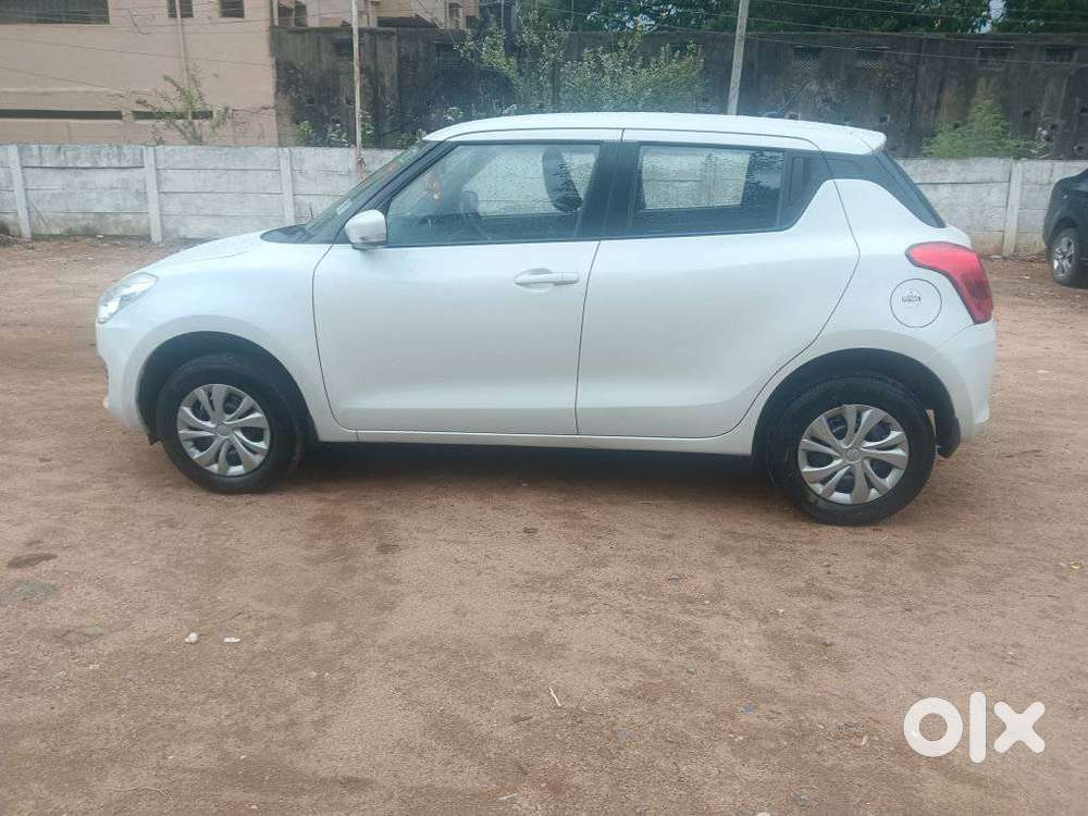 Maruti Suzuki Swift Vxi, 2018, Petrol