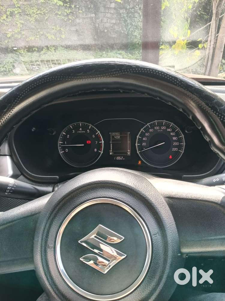 Maruti Brezza Lxi 2024
