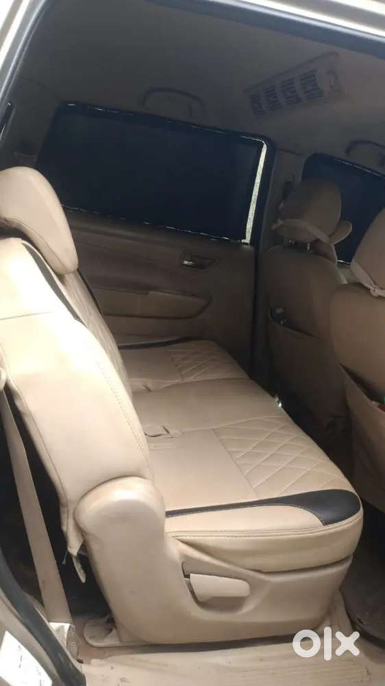 Maruti Suzuki Ertiga Vxi Cng