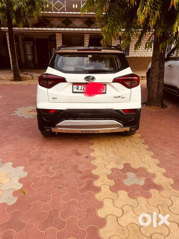 Mahindra Xuv300 2022 Diesel 94500 Km Driven