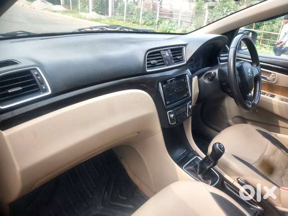 Maruti Suzuki Ciaz 1.5 Alpha Shvs Mt, 2015, Petrol