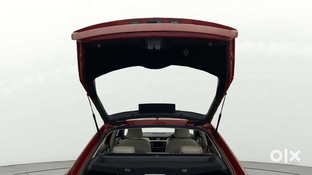 Skoda Octavia 1.8 Tsi At Style Plus, 2017, Petrol