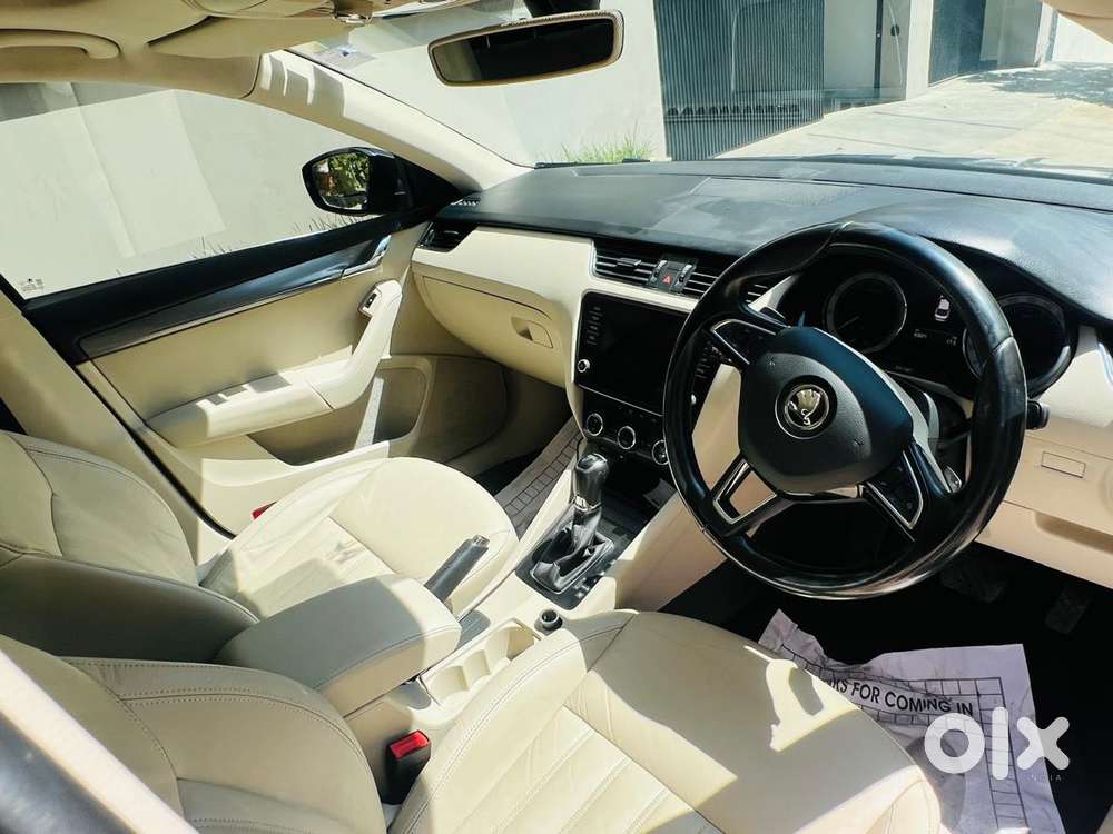 Skoda Octavia 1.8 Tsi At Style, 2018, Petrol