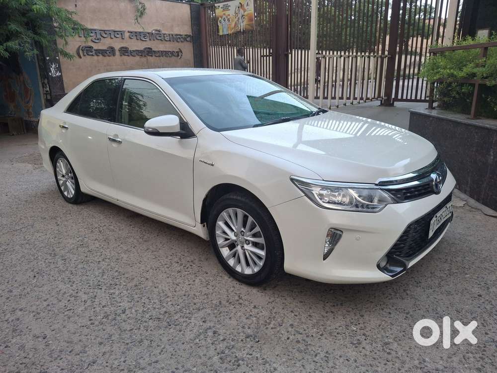 Toyota Camry Hybrid 2.5, 2016, Cng & Hybrids