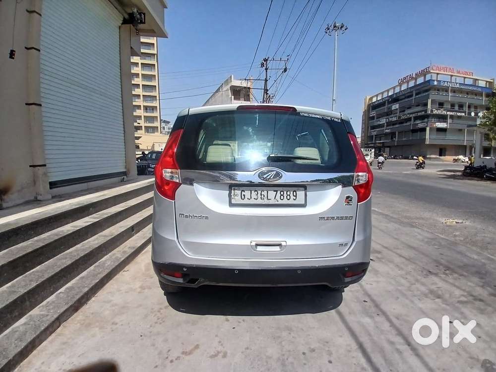 Mahindra Marazzo M8, 2018, Diesel