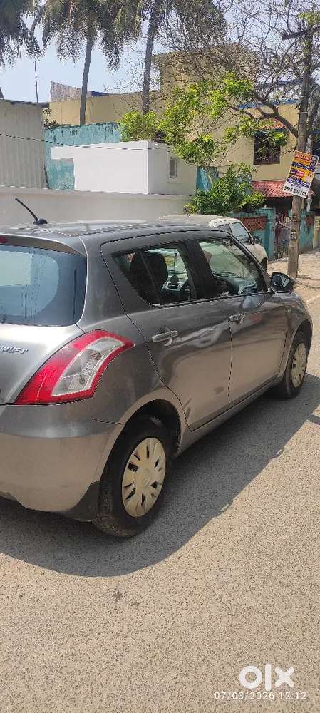 Less 37000 Kms Driven, Single Owner, 2013 Maruti Swift 1.2 Vxi