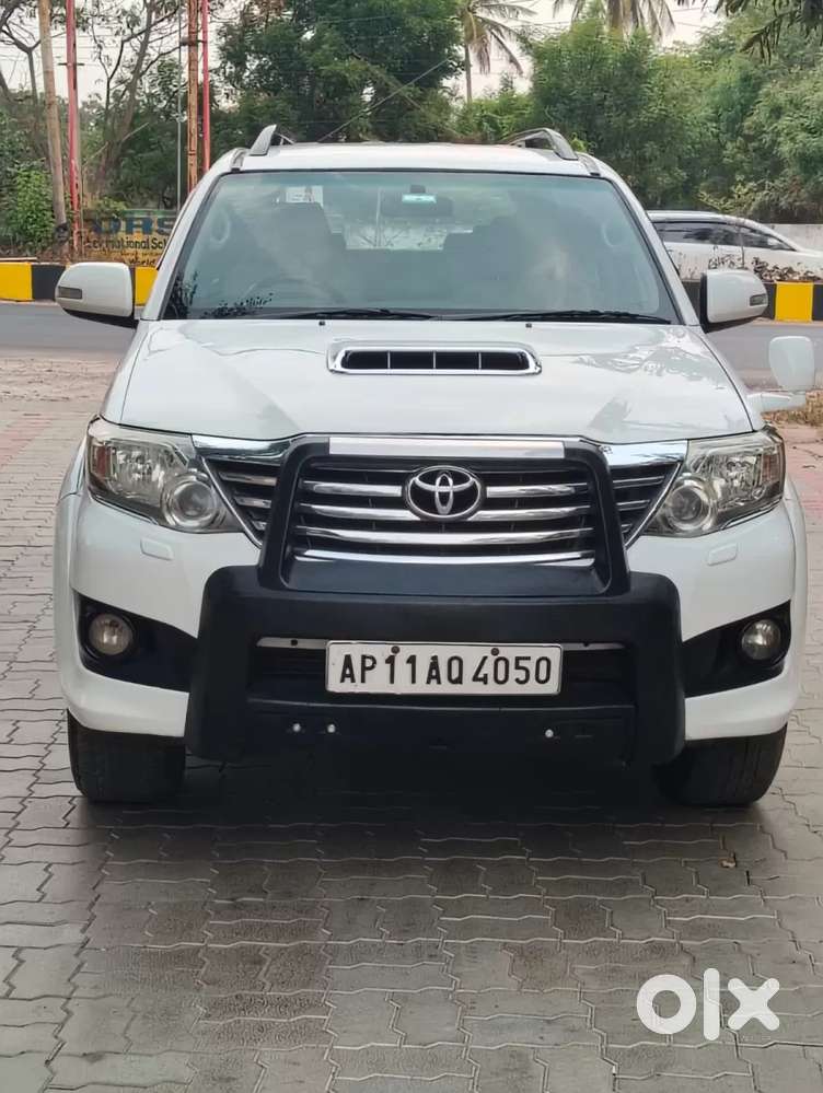 Toyota Fortuner, 2012, Diesel
