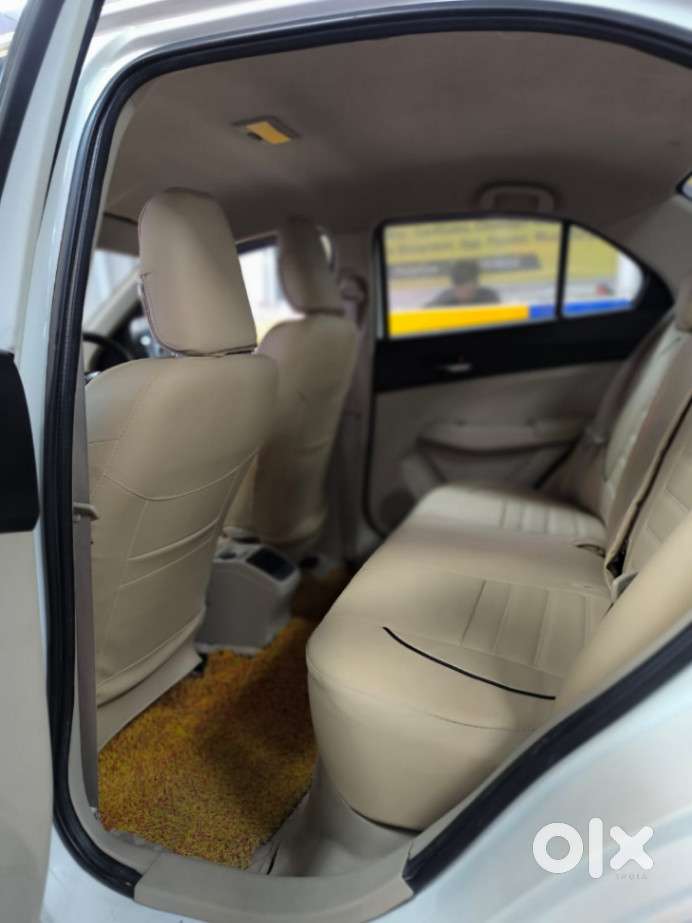 Maruti Suzuki Dzire 1.2 Vxi, 2023, Petrol