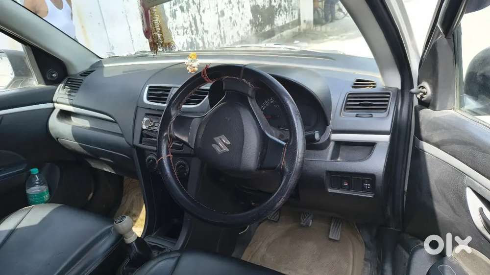 2016 Maruti Suzuki Swift Amt Silver
