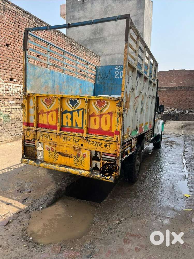 Mahindra Bolero Pik-up 2022 Diesel 180000 Km Driven