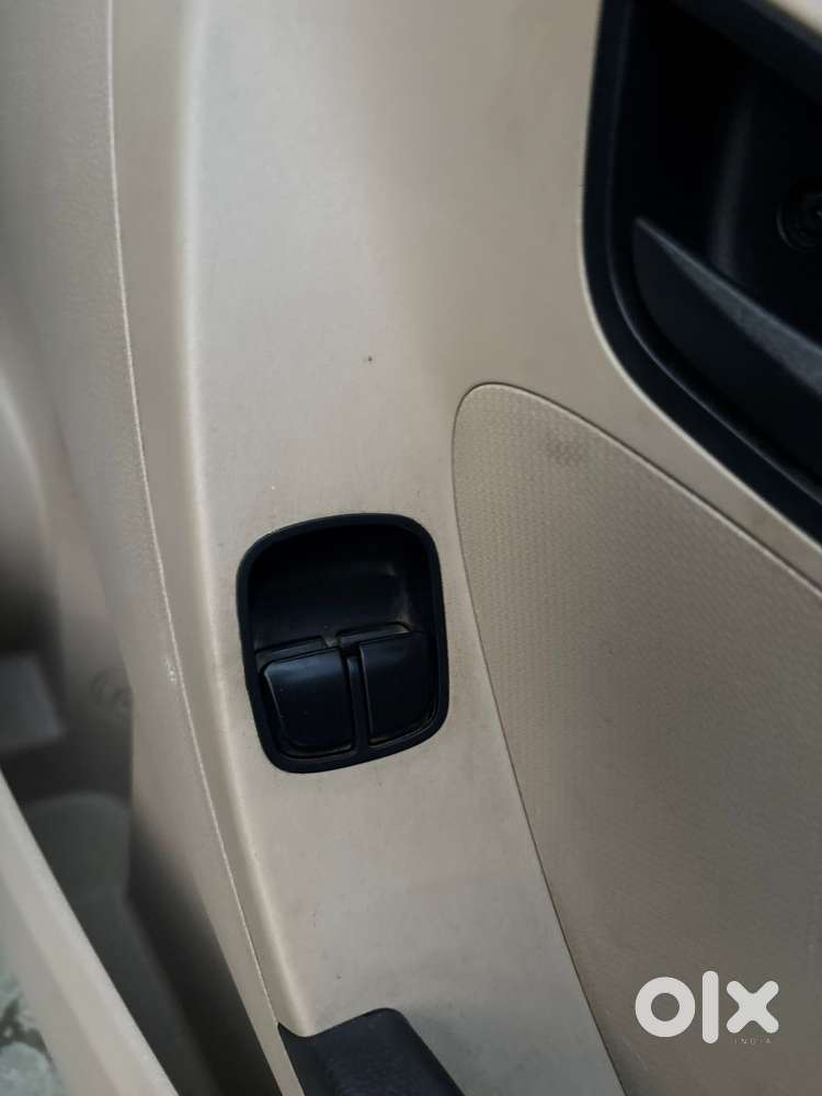 Hyundai Eon Magna +, 2012, Petrol