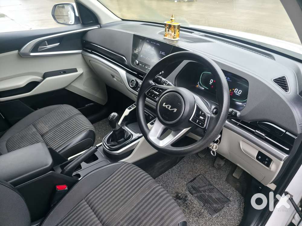 Kia Carens 1.4 Prestige 7 Str, 2022, Petrol