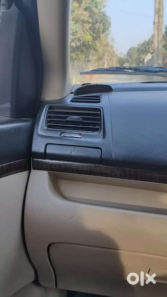 Maruti Suzuki Swift Dzire 2015 Diesel 105136 Km Driven