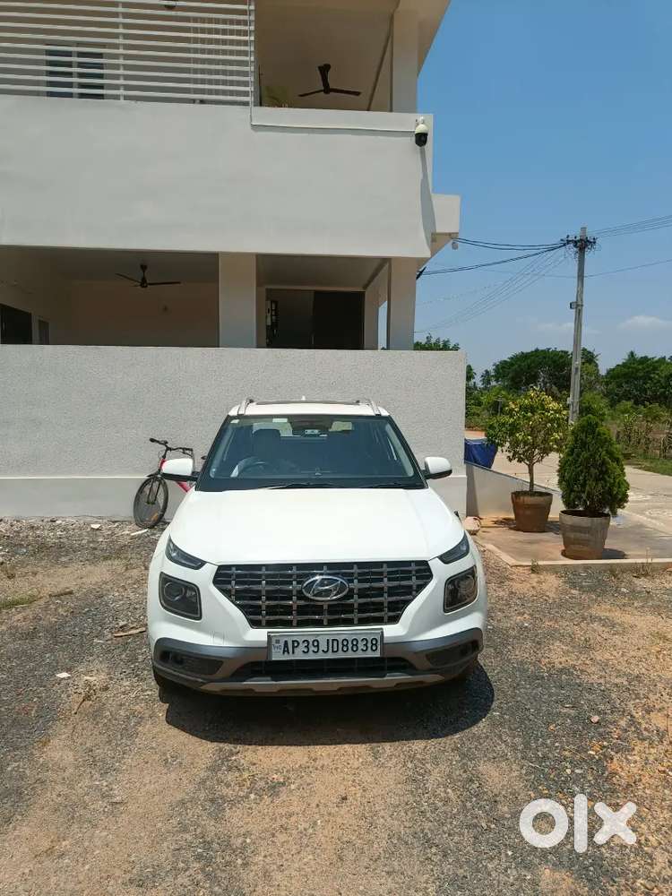 Hyundai Venue 1.0 Turbo Gdi Dct Sx Plus  Automatic Well Maintained Car