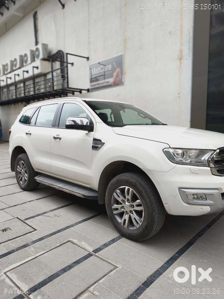 Ford Endeavour 3.2 Titanium At 4x4, 2017, Diesel
