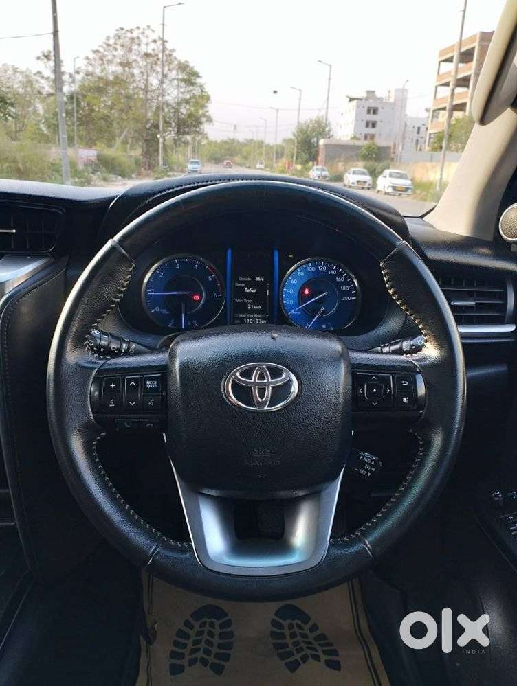 Toyota Fortuner 4x2 Mt 2.8 Diesel, 2021, Diesel