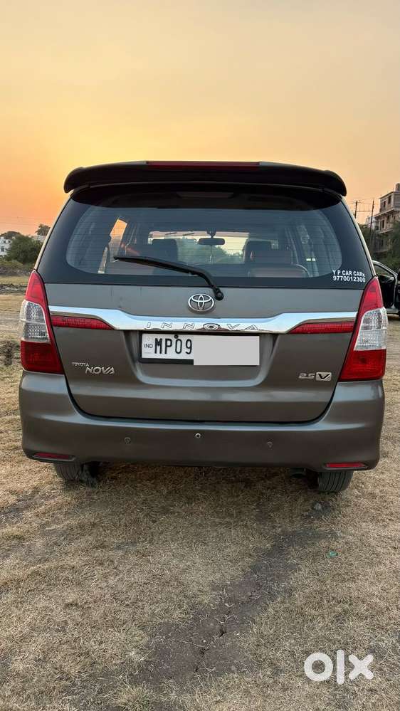 Toyota Innova 2.5 V 7 Str, 2011, Diesel