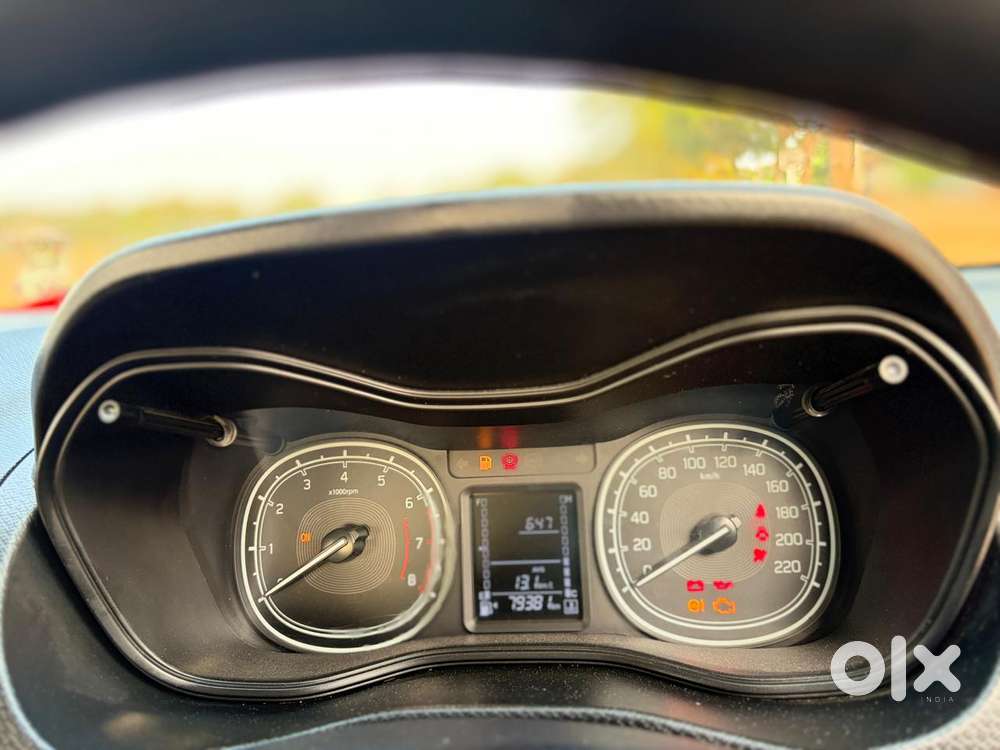 Maruti Suzuki Brezza 1.5 Vxi Smart Hybrid, 2021, Petrol