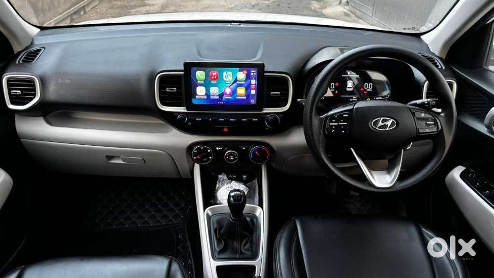 Hyundai Venue, 2022, Petrol