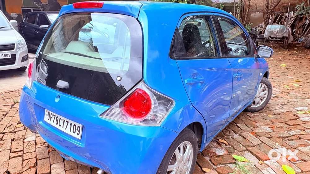 Honda Brio Vx Mt, 2013, Petrol