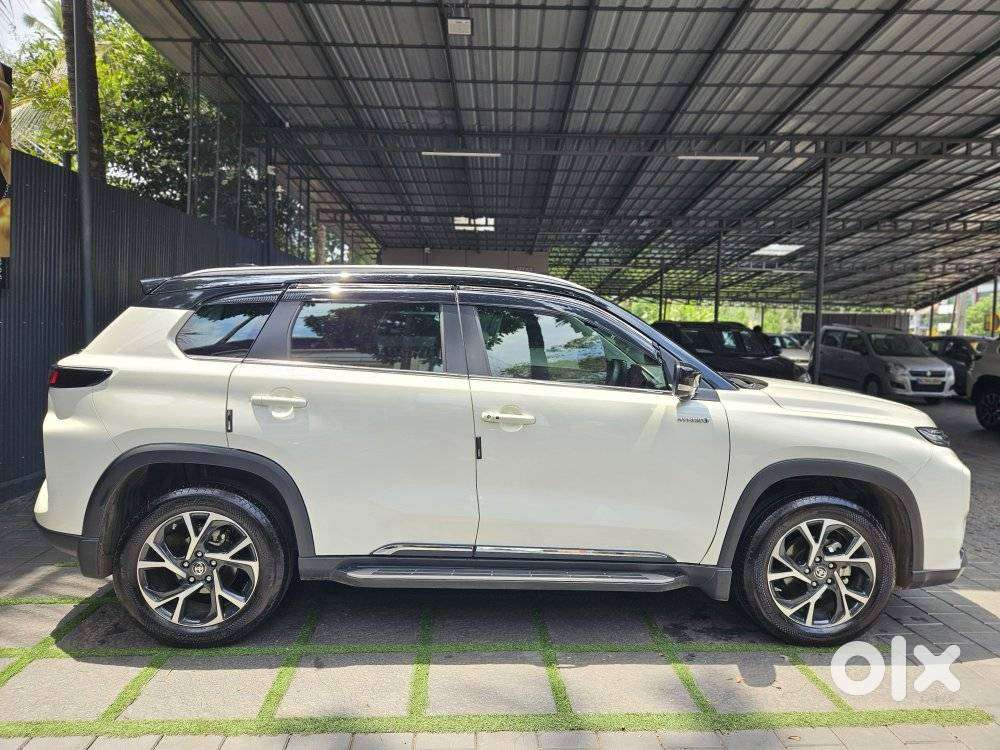 Toyota Urban Cruiser Hyryder 1.5 V Hybrid, 2024, Petrol