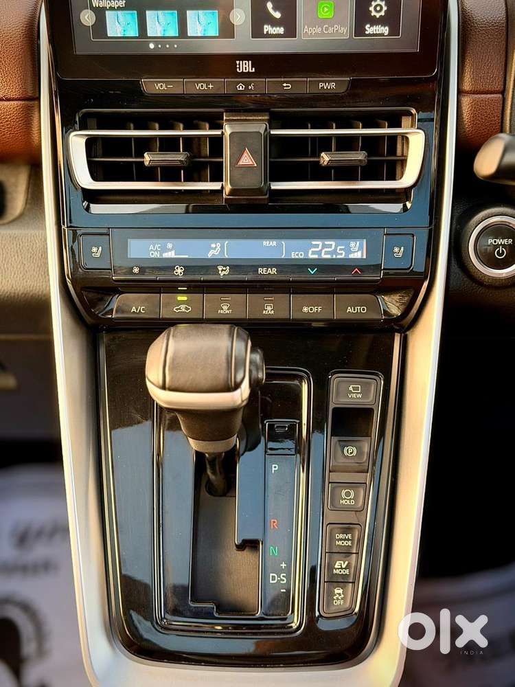 Toyota Innova Hycross 2.0 Zx (o) Hybrid 7 Str, 2023