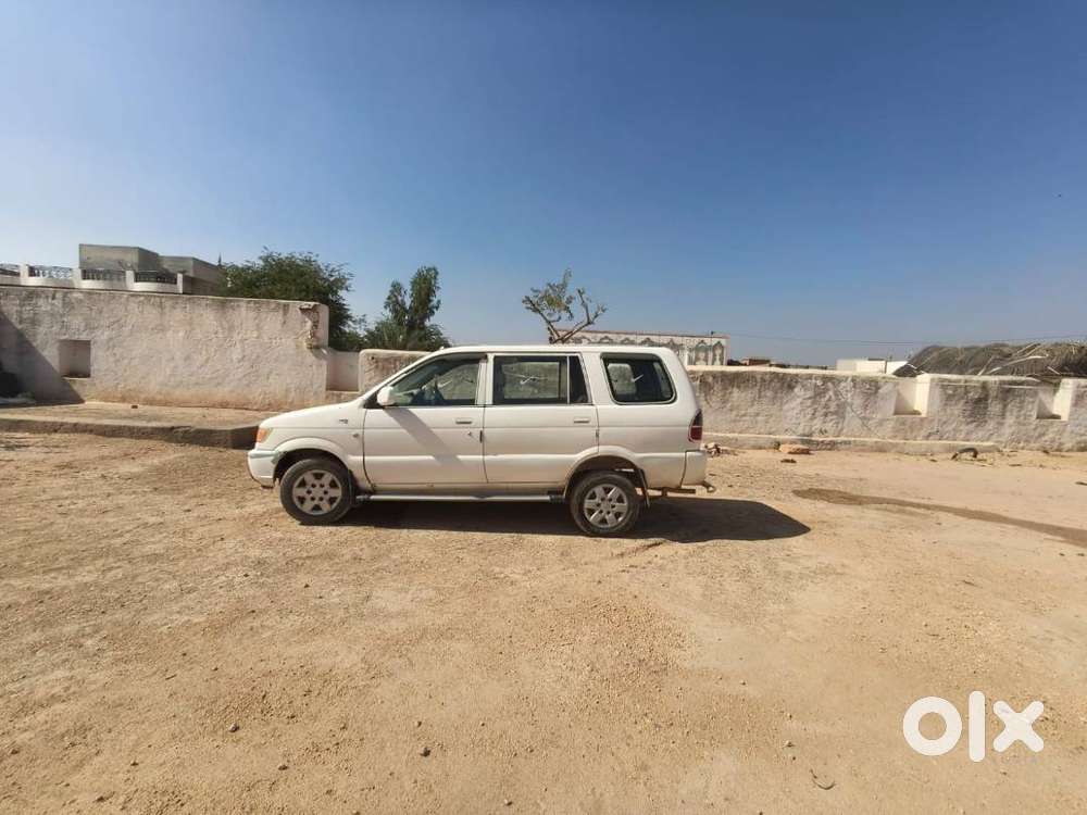 Chevrolet Tavera 2012 Diesel 295000 Km Driven