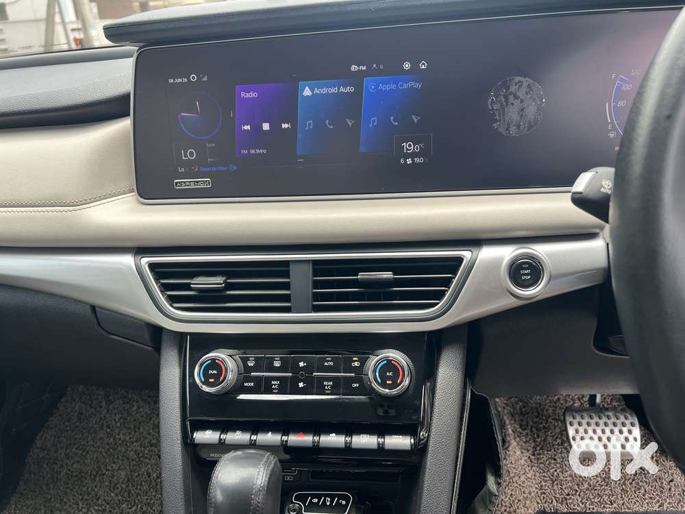 Mahindra Xuv700 2.2 Ax 7 Diesel At Str, 2022, Diesel