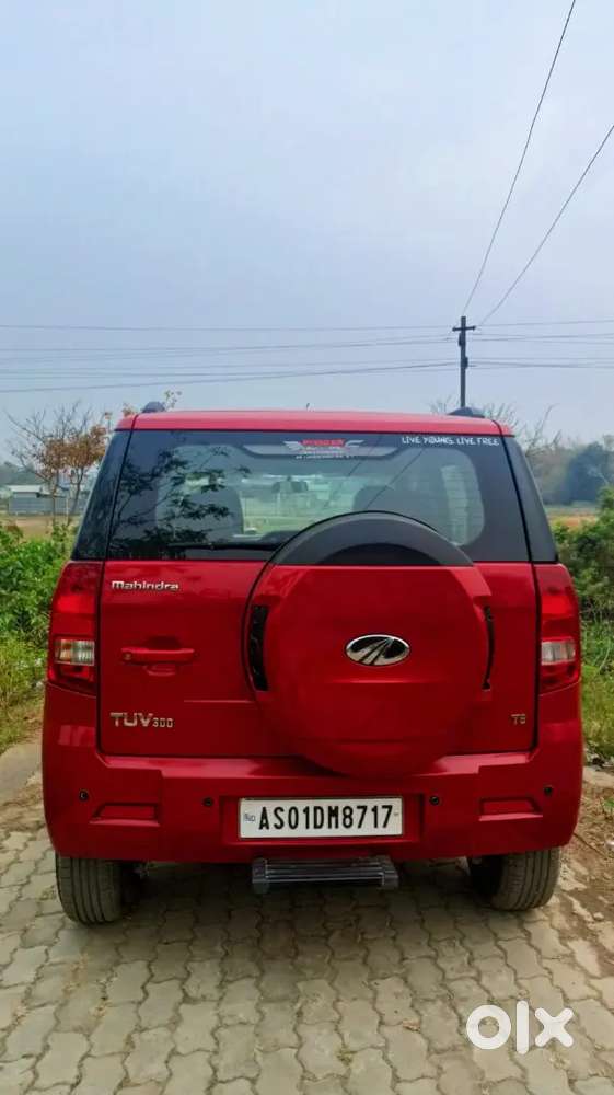 Mahindra Tuv 300 2017