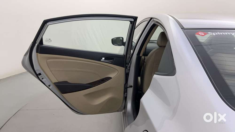 Hyundai Verna 1.6 Vtvt Sx, 2013, Petrol