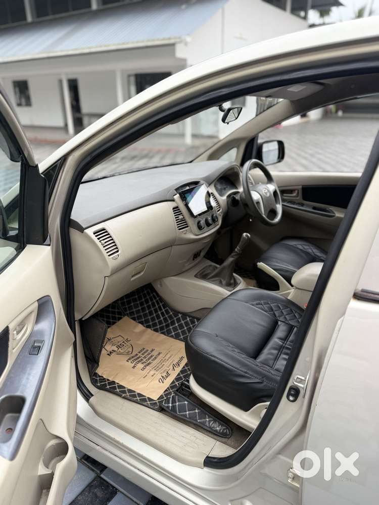 Toyota Innova 2.5 G (diesel) 7 Seater, 2014, Diesel