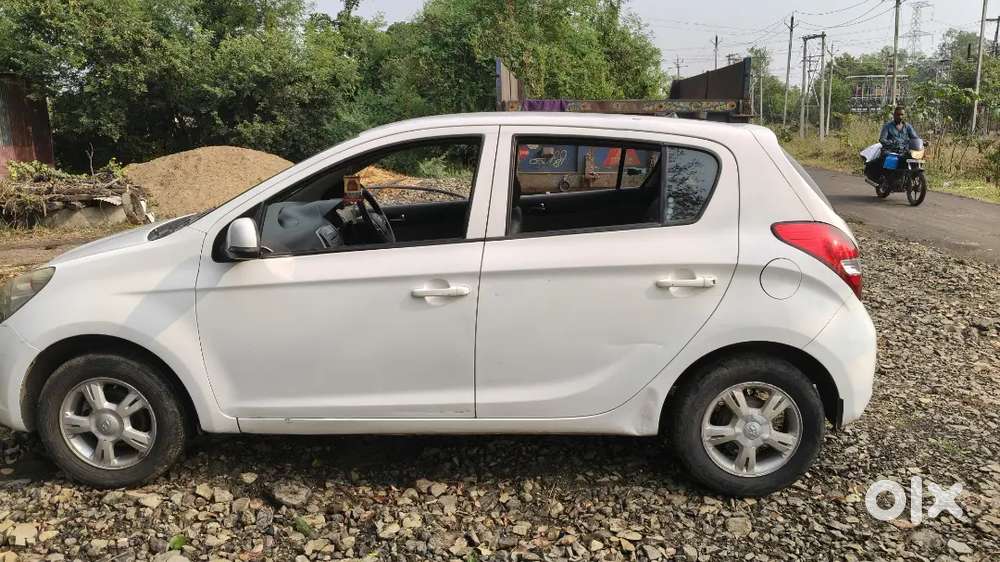 Hyundai I20 Sportz Petrol 2011