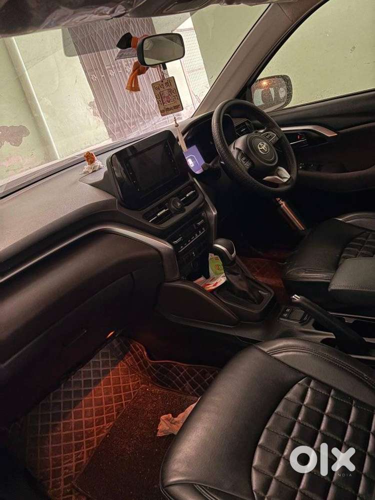 Toyota Urban Cruiser Hyryder 1.5 S Hybrid, 2022, Petrol