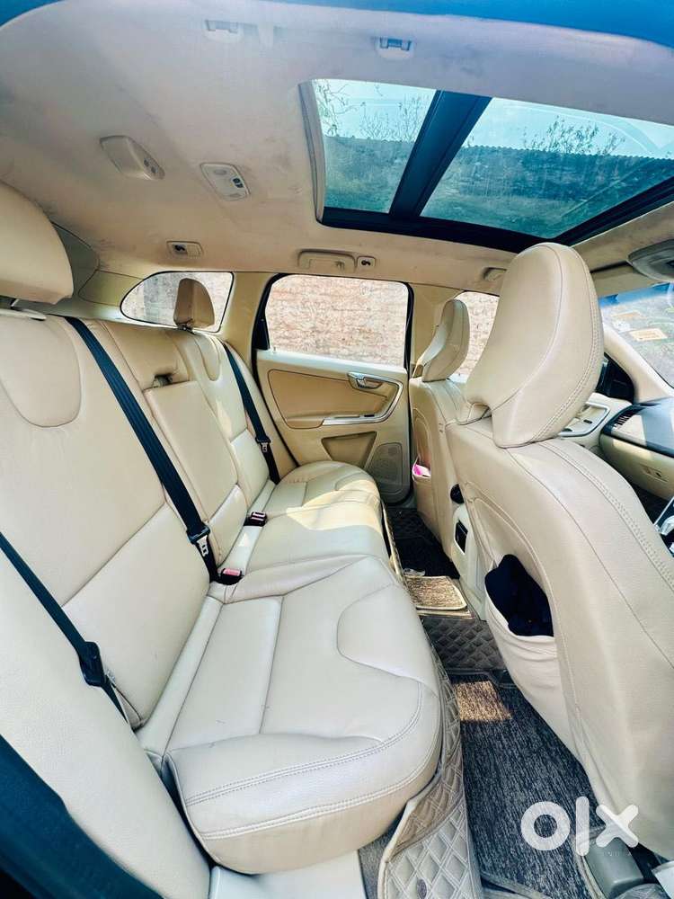 Volvo Xc60 D5 Awd Automatic, 2013, Diesel