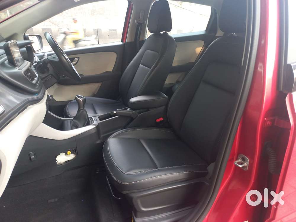 Tata Altroz Xz Plus (s), 2023, Petrol